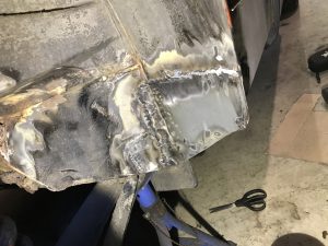 Saab 900 wheelarch repair