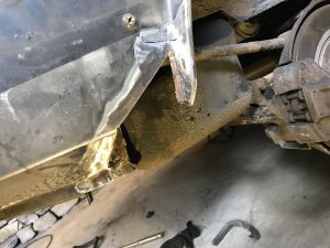 Saab 900 wheelarch repair