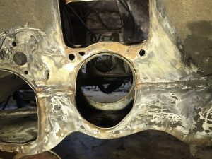 Saab 900 driveshaft tunnel rot